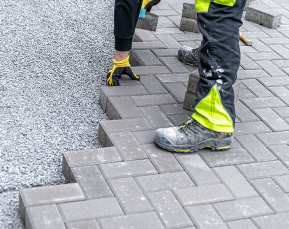Tänavakivi paigaldamine